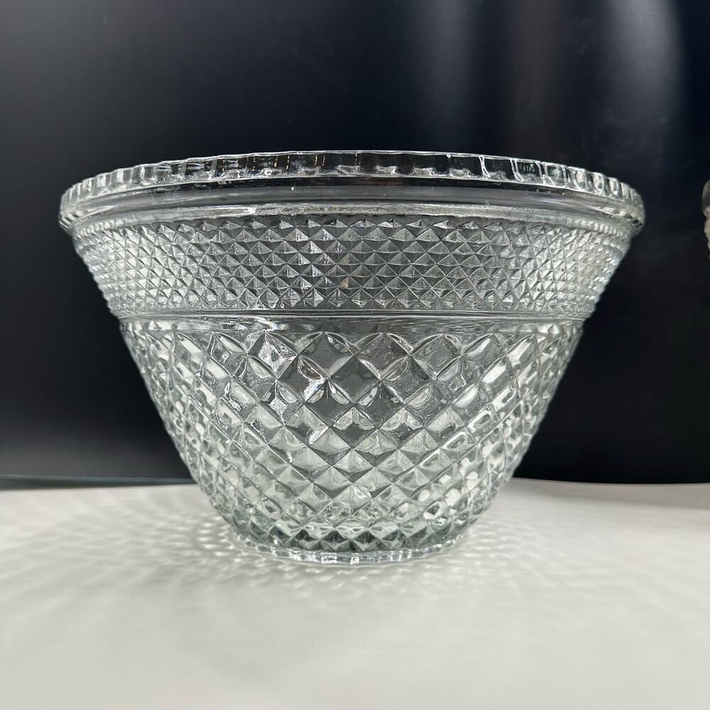 Wexford Clear Glass Punch Bowl Anchor Hocking Centerpiece